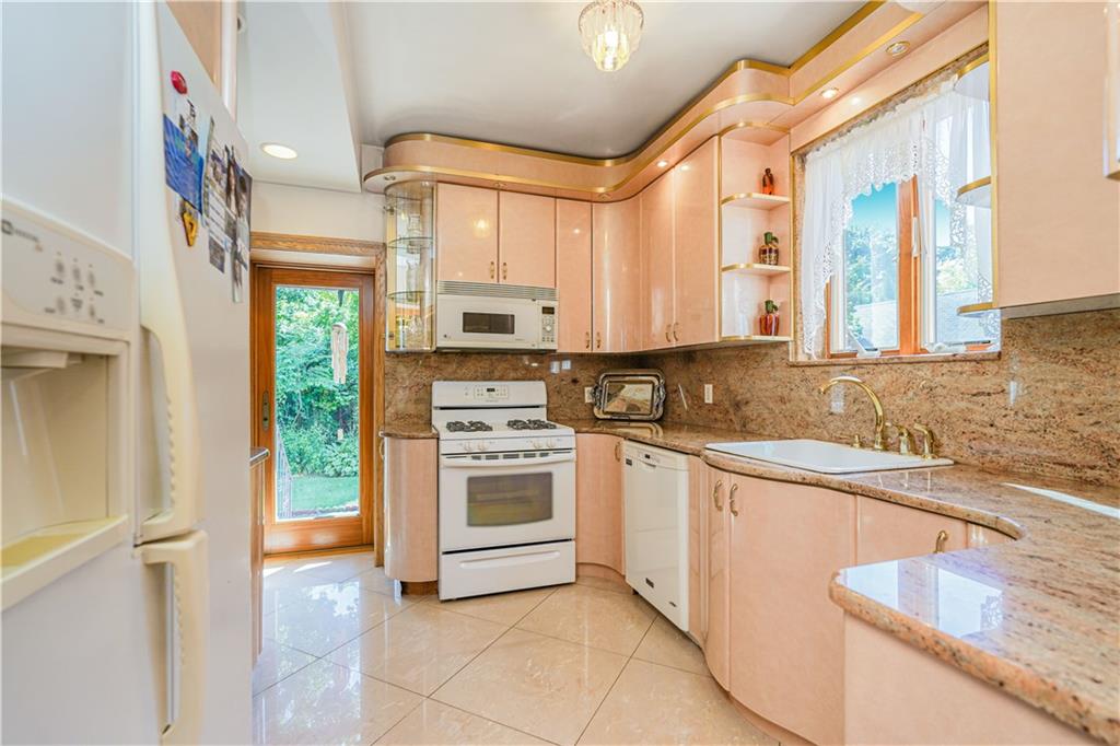 86 Fremont Avenue, Staten  Island, New York, 10306 image 7