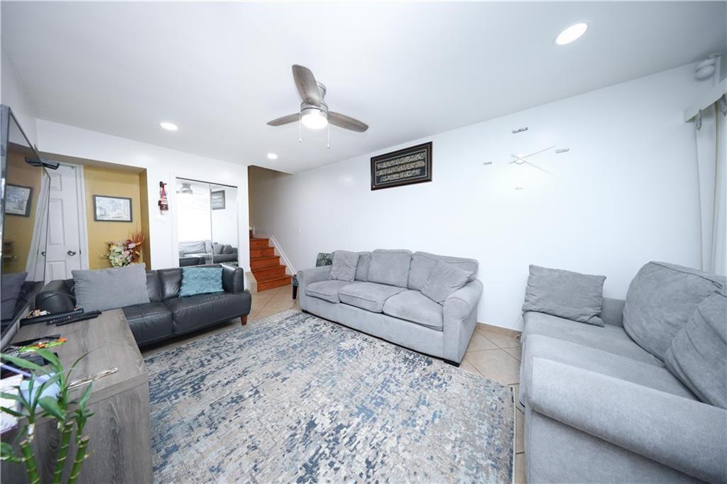 300A Andros Avenue Image 4