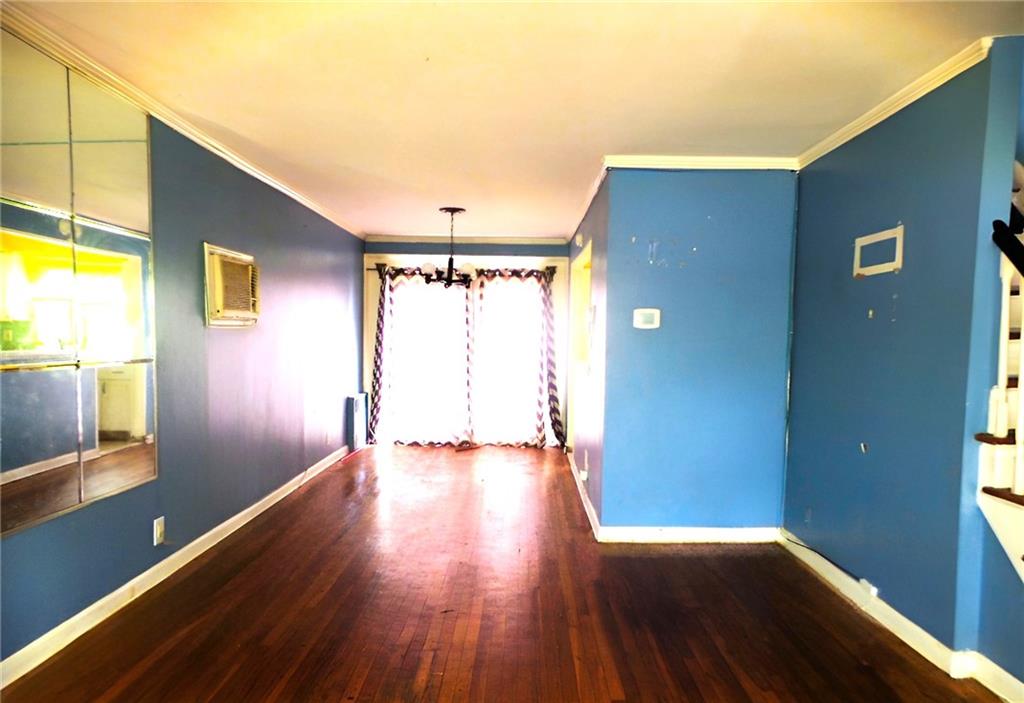 8704 Avenue M Image 5