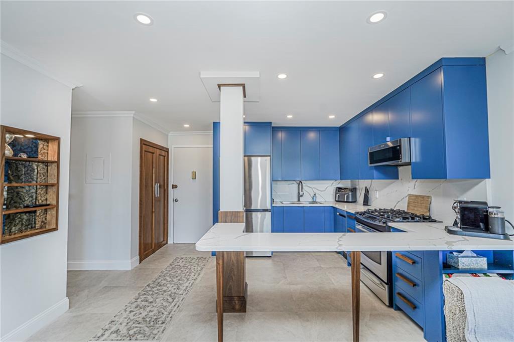 6 New Lane 7B, Staten  Island, New York, 10305 image 22