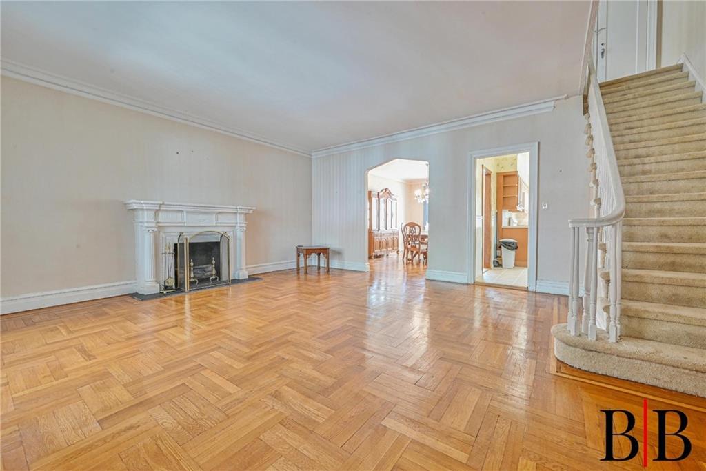 1473 East 16th Street Image 5