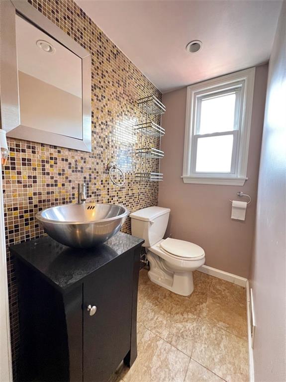 26 Roberts Drive, Staten  Island, New York, 10306 image 6
