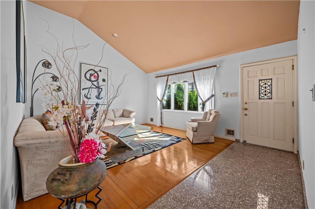 2416 East 66th Street Image 5
