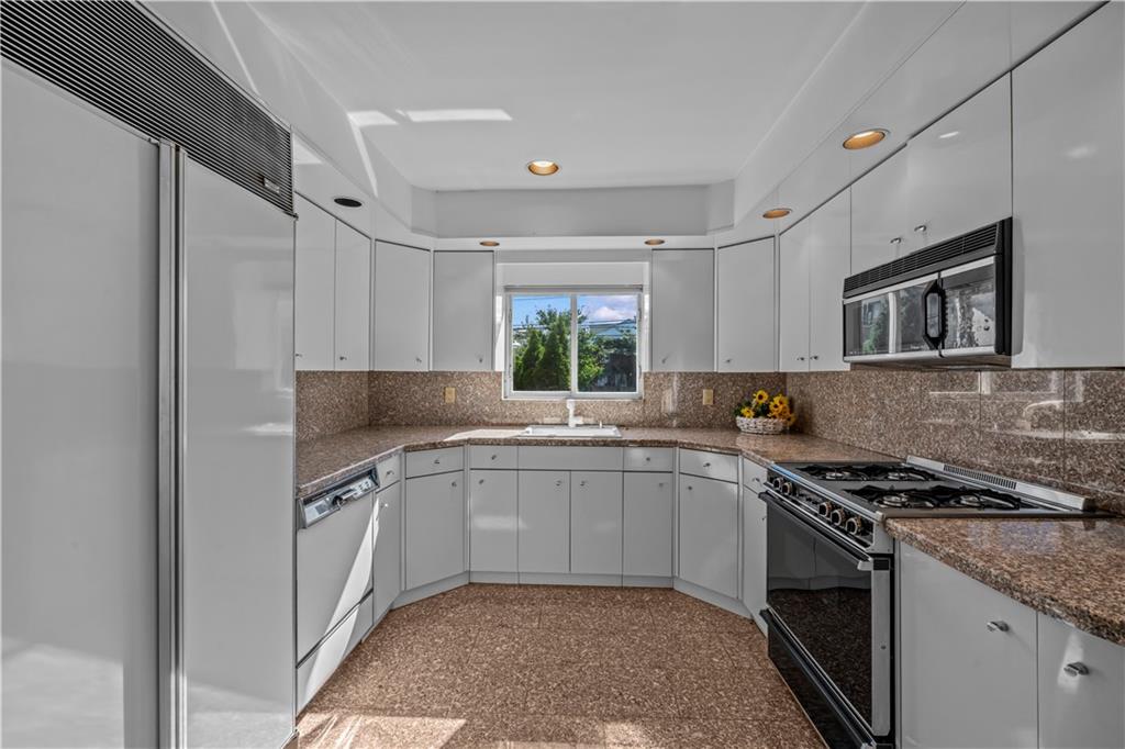2416 East 66th Street, Brooklyn, New York, 11234 image 8