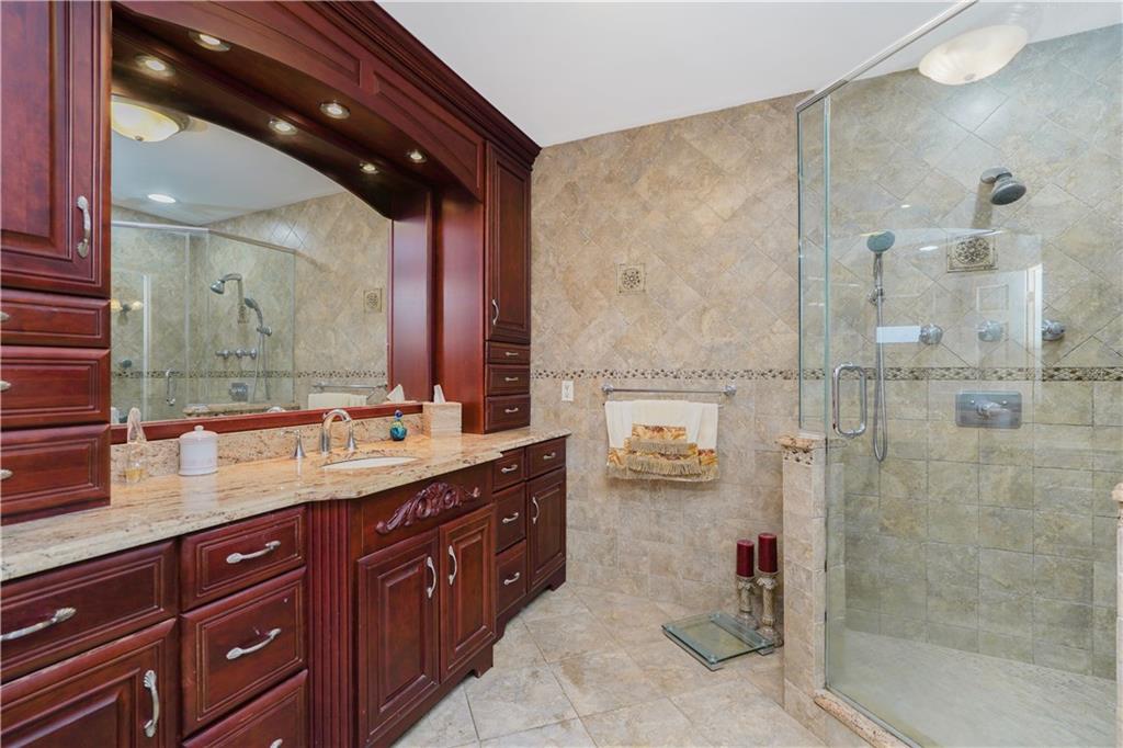 422 Harold Avenue, Staten  Island, New York, 10312 image 28