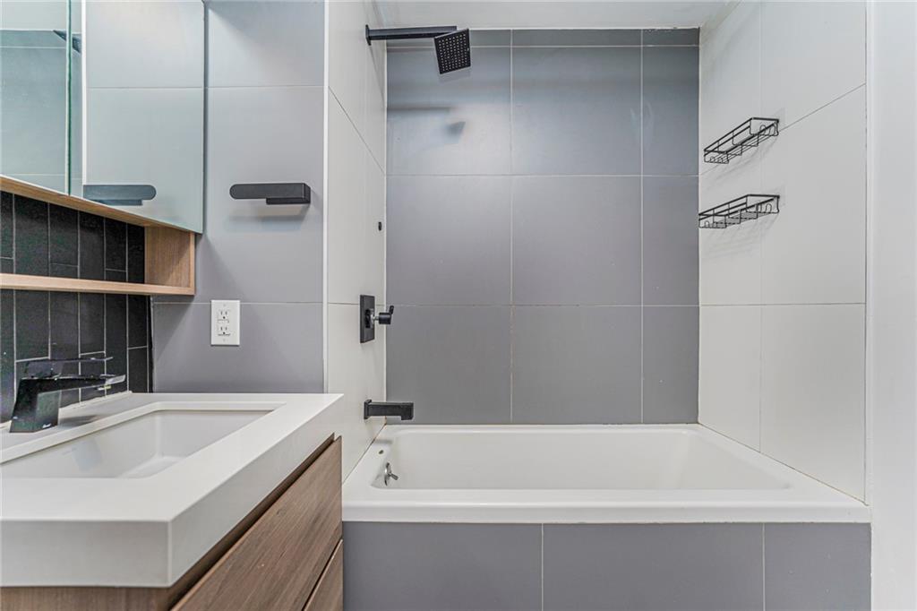 2443 Ocean Avenue 2B Image 5