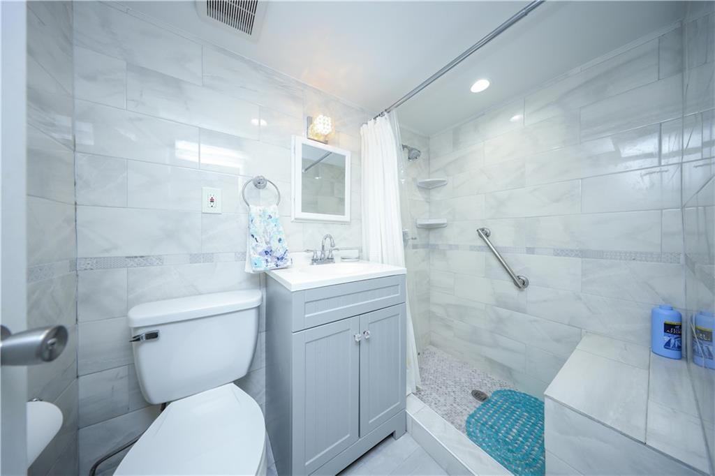 4325 Hylan Boulevard, Staten  Island, New York, 10312 image 17