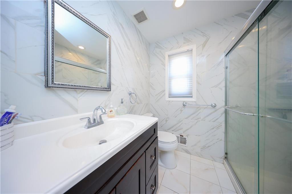 4325 Hylan Boulevard, Staten  Island, New York, 10312 image 27