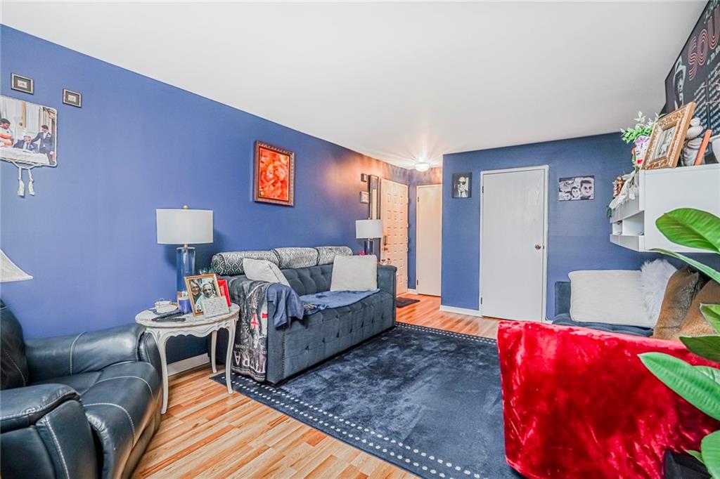 120 Devon Loop 6, Staten  Island, New York, 10314 image 6