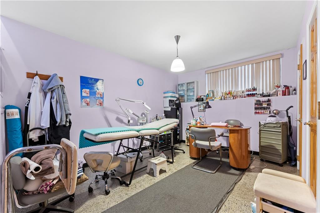 9 Maryland Lane, Staten  Island, New York, 10305 image 18