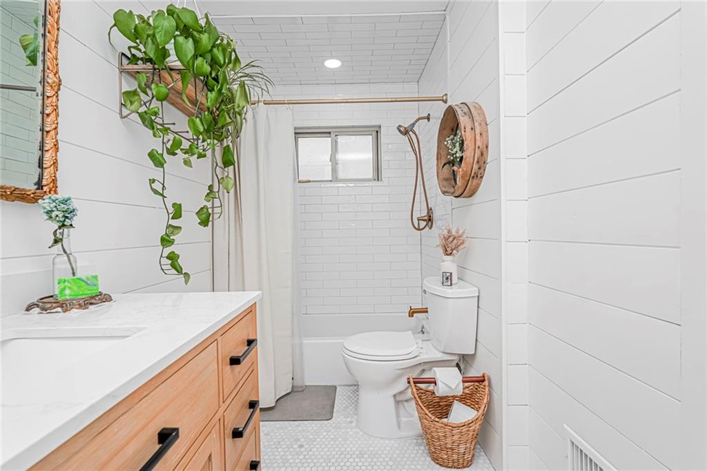 53 Ashland Avenue, Staten  Island, New York, 10312 image 24