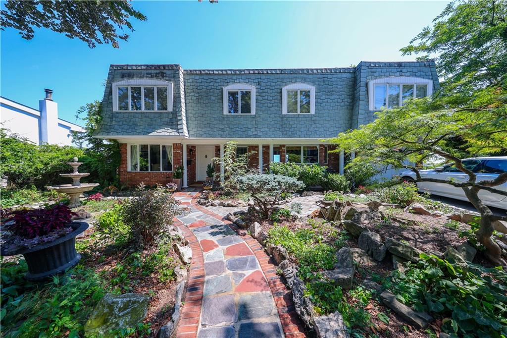 274 Flagg Place Image 1