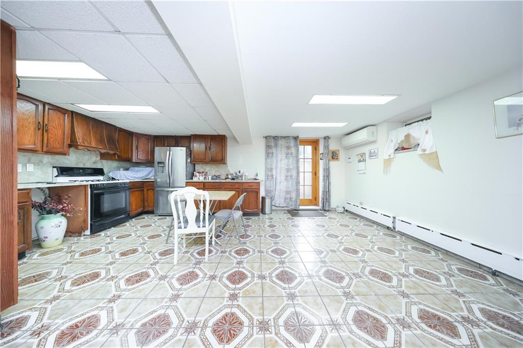 1566 76th Street, Brooklyn, New York, 11228 image 38