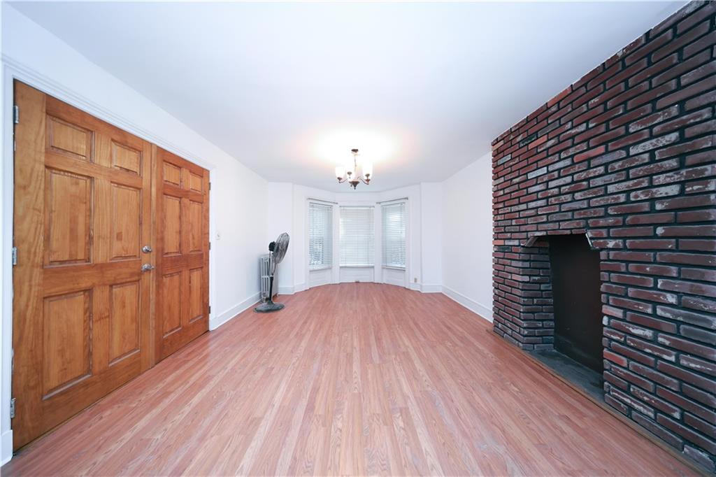 435 55th Street Image 4