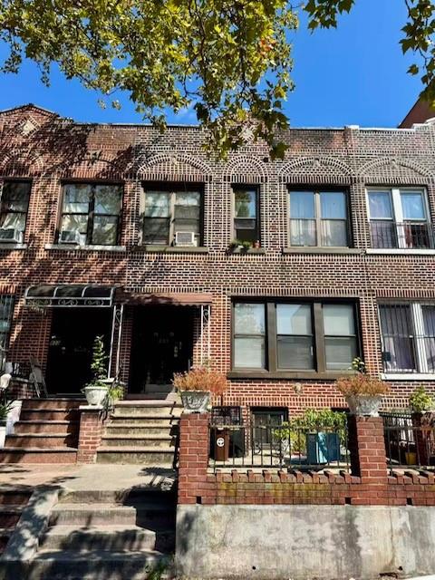 835 50th Street Image 1