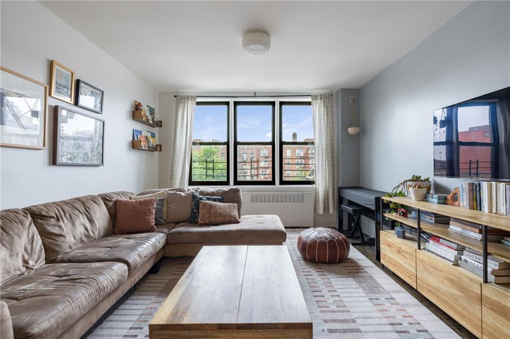 515 East 7th Street 5H Image 1