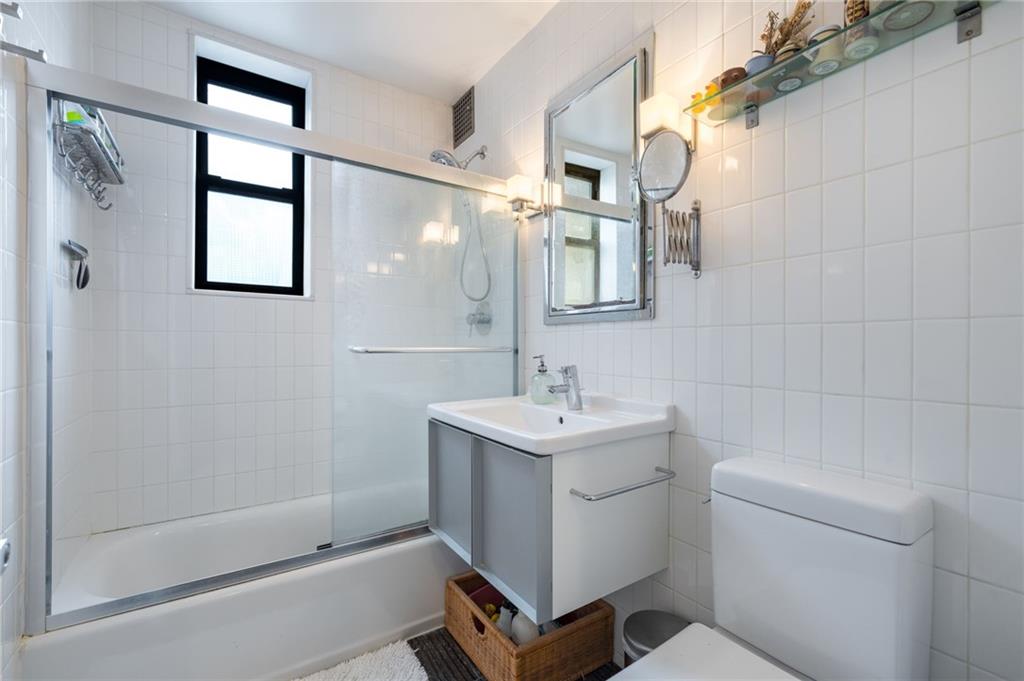515 East 7th Street 5H, Brooklyn, New York, 11218 image 13