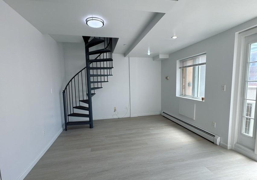 43-18 Robinson Street 7D Image 4