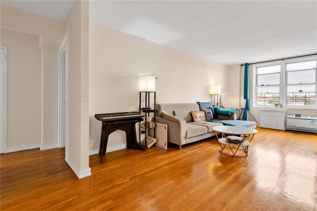 1730 East 14th Street 6J Image 4