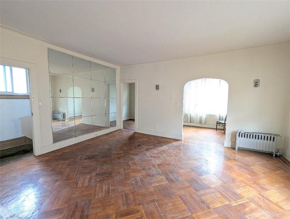 340 Avenue P Image 4
