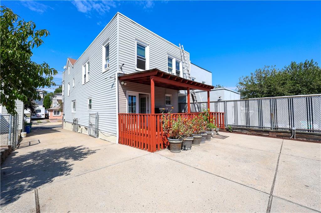 212 Saint Marys Avenue, Staten  Island, New York, 10305 image 39