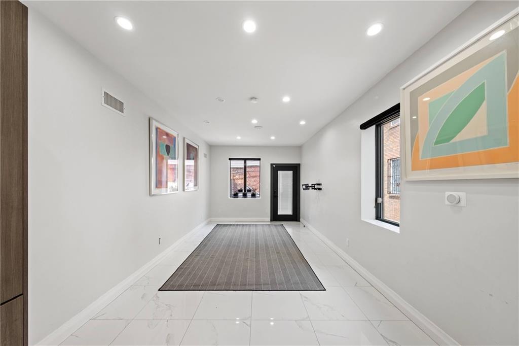 1168 East 12th Street Image 3