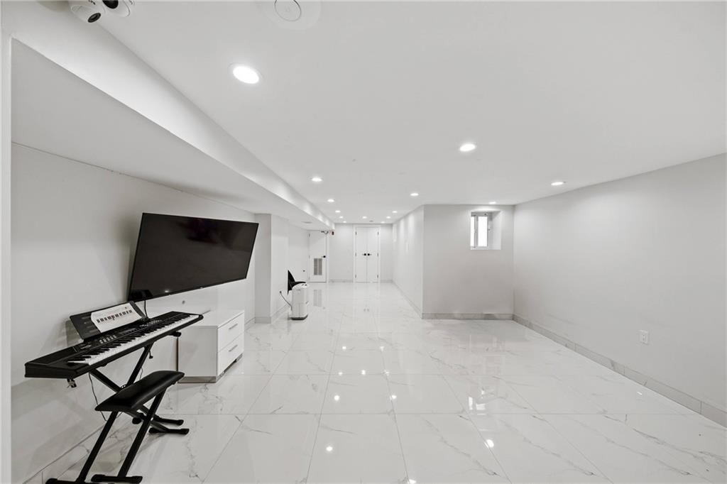 1168 East 12th Street, Brooklyn, New York, 11230 image 24