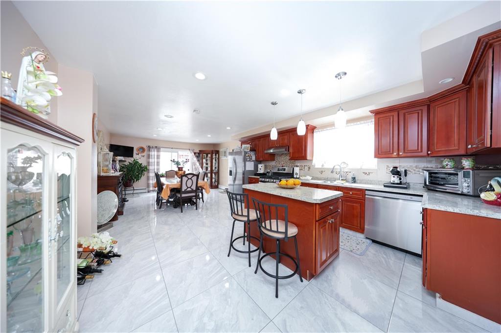 49 Lewiston Street, Staten  Island, New York, 10314 image 16