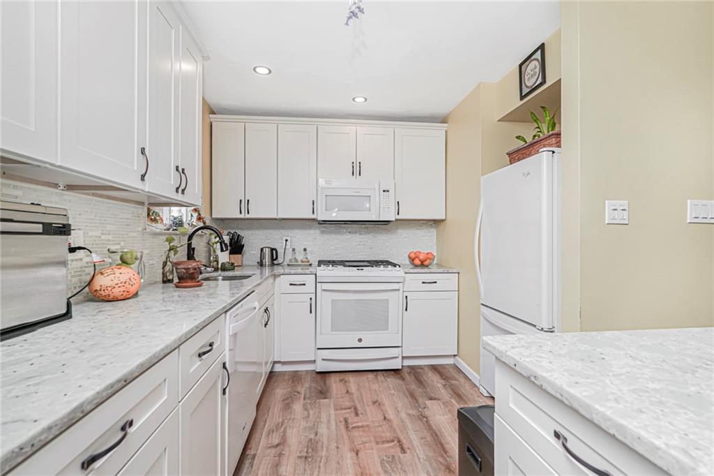 72 Eric Lane, Staten  Island, New York, 10308 image 16