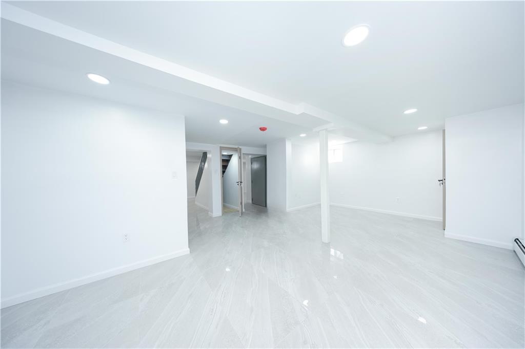 18 Cyrus Avenue, Brooklyn, New York, 11229 image 23