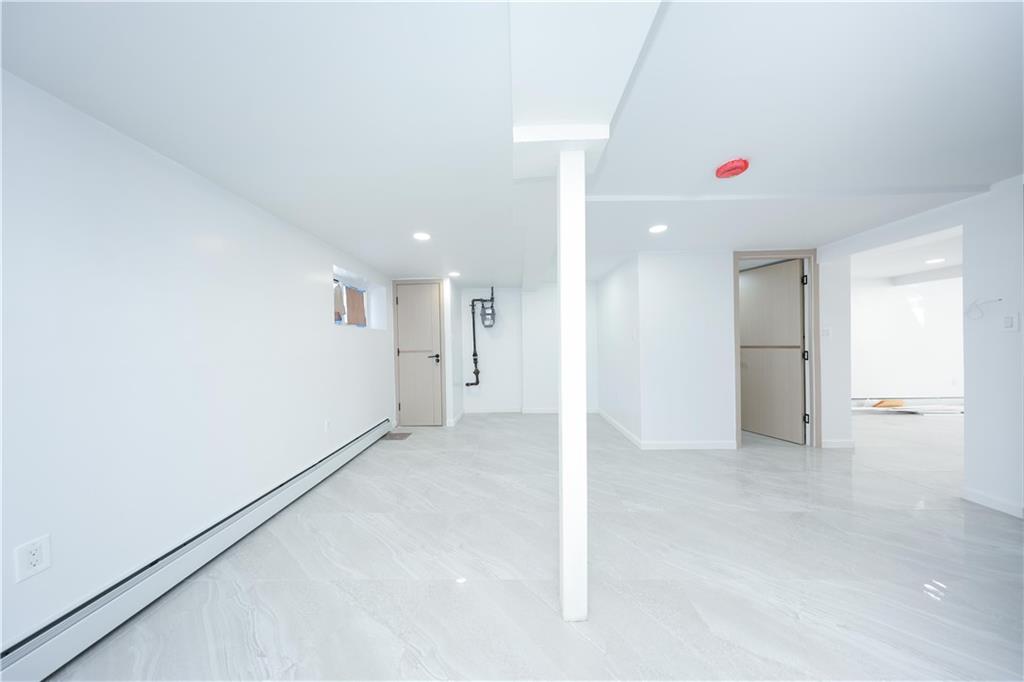 18 Cyrus Avenue, Brooklyn, New York, 11229 image 24