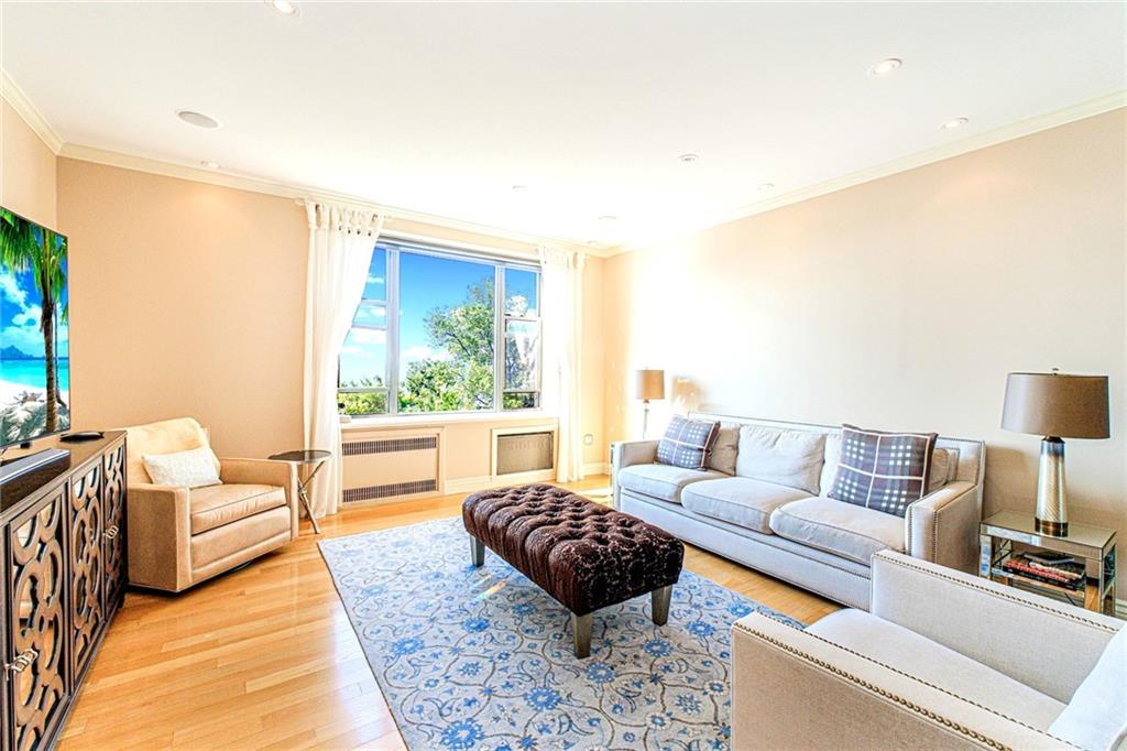 7119 Shore Road 4K, Brooklyn, New York, 11209 image 8