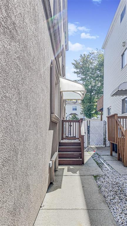 98 Cotter Avenue, Staten  Island, New York, 10306 image 16