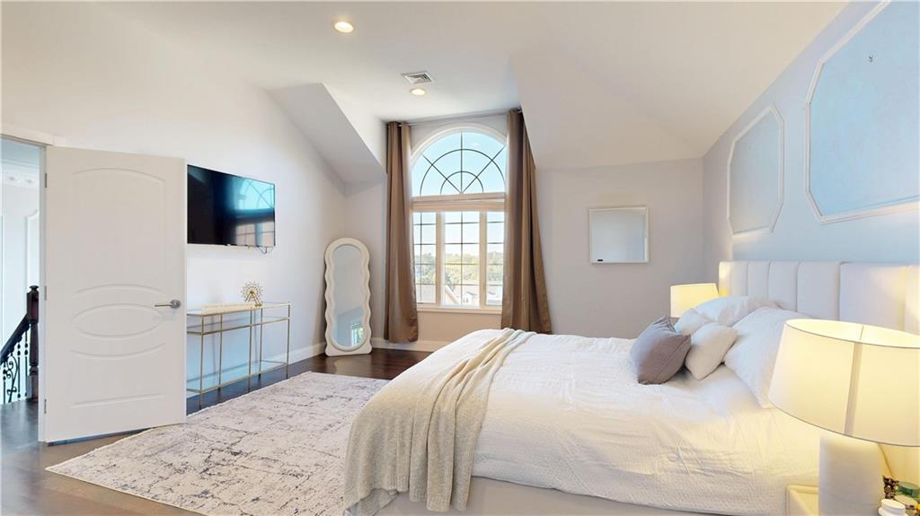 55 Nicole Loop, Staten  Island, New York, 10301 image 13