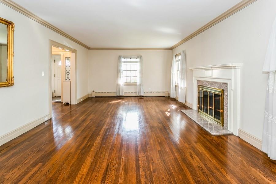 8038 Harbor View Terrace, Brooklyn, New York, 11209 image 8