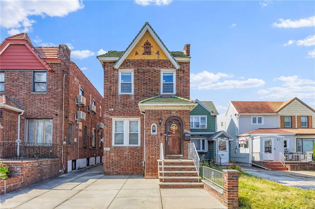 2022 East 38th Street Image 1