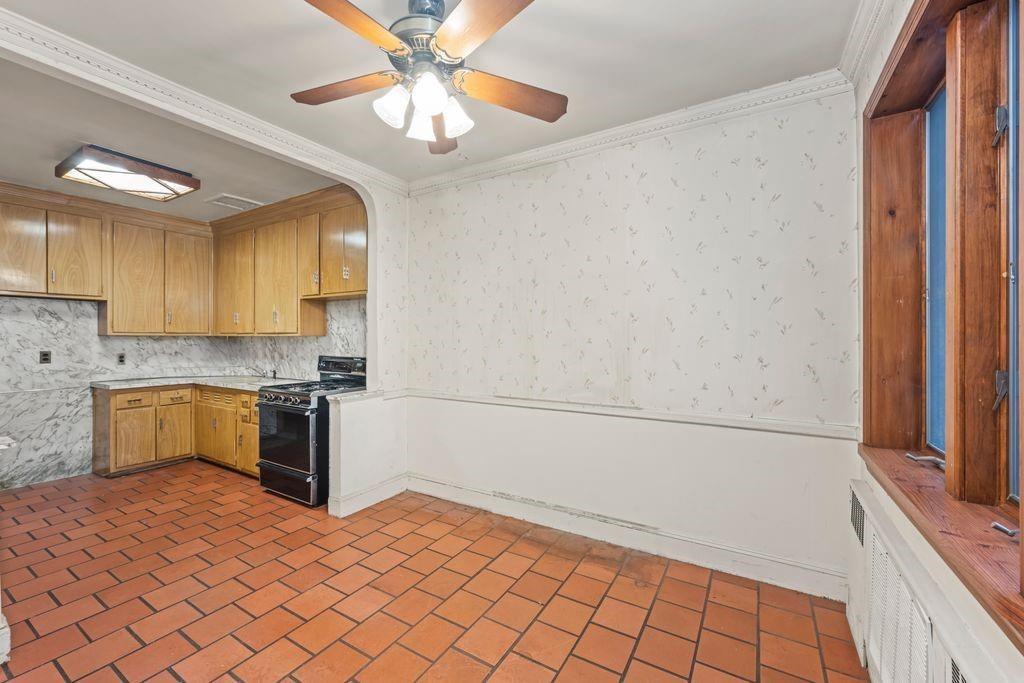 2320 East 26th Street Image 5