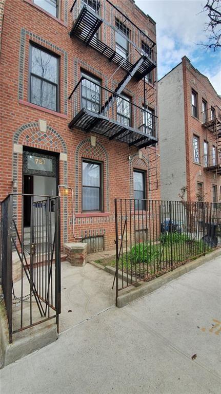 761 East 9th Street Image 2