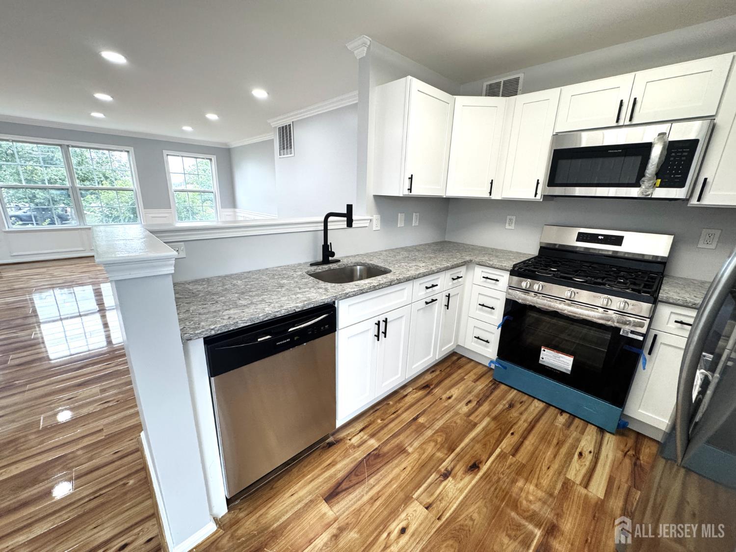 91 Giera Court, Sayreville, NJ, 08859 image 12