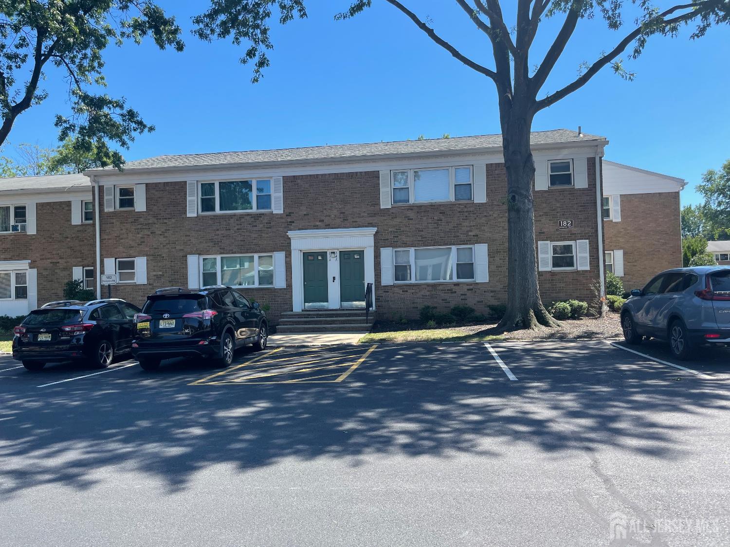 182 Evergreen Road 3B Image 1