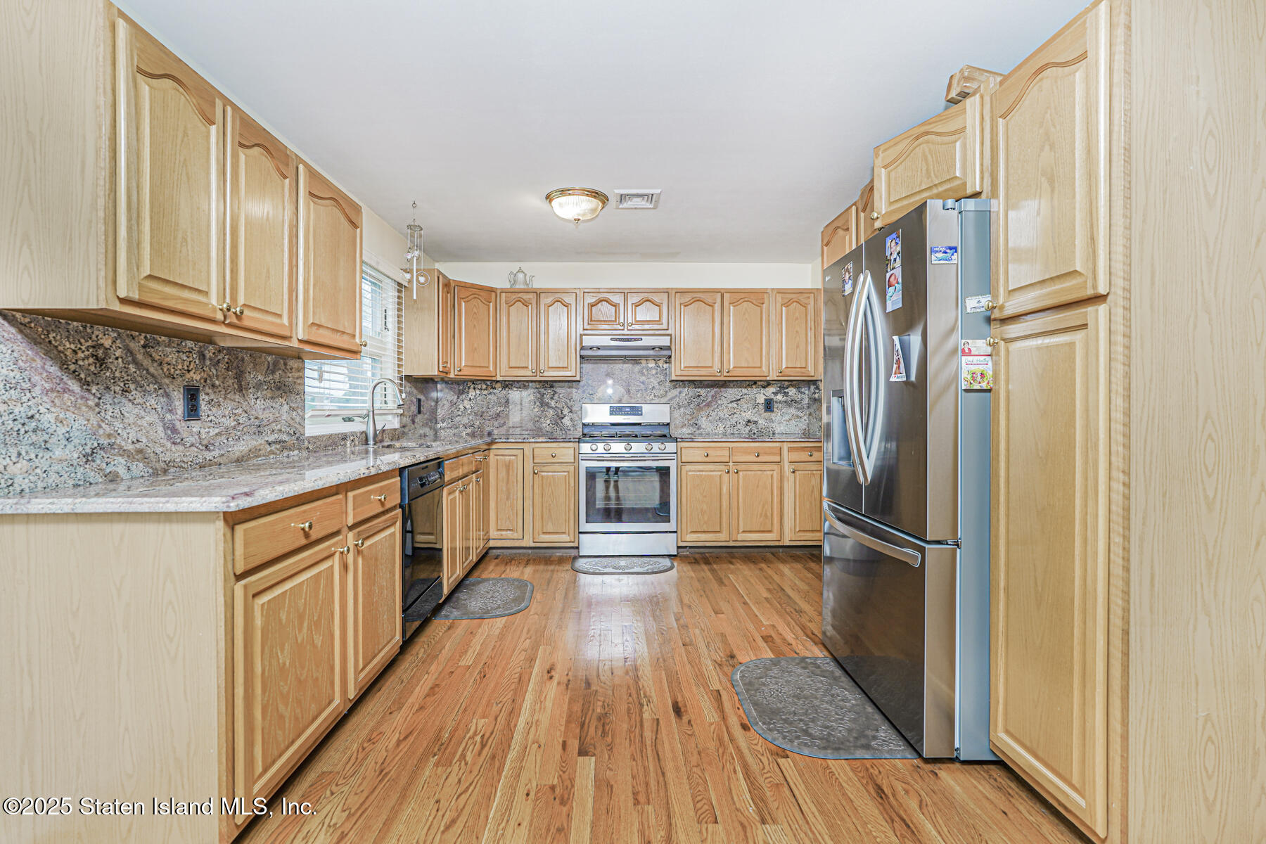 39 Selkirk Street, Staten Island, NY, 10309 image 11