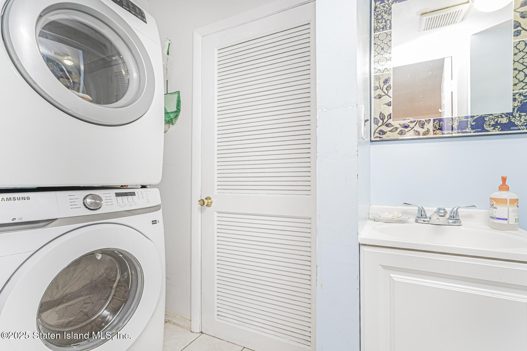 81 Selvin Loop A, Staten Island, NY, 10303 image 14
