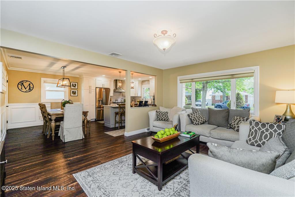 381 Burgher Avenue, Staten Island, NY, 10305 image 6