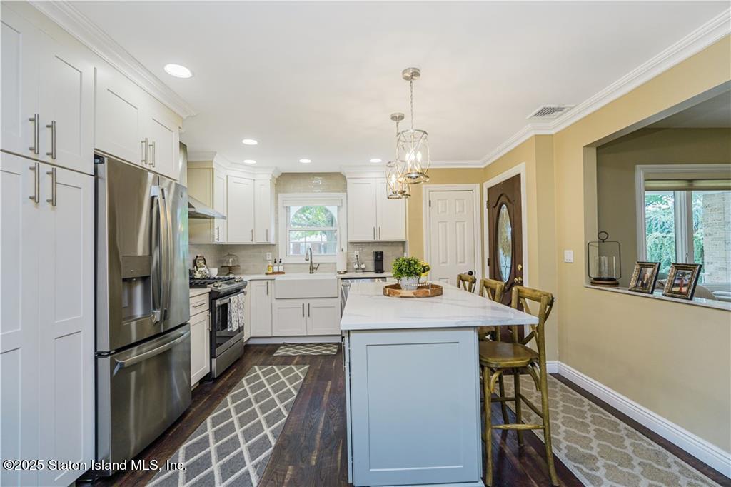 381 Burgher Avenue, Staten Island, NY, 10305 image 9