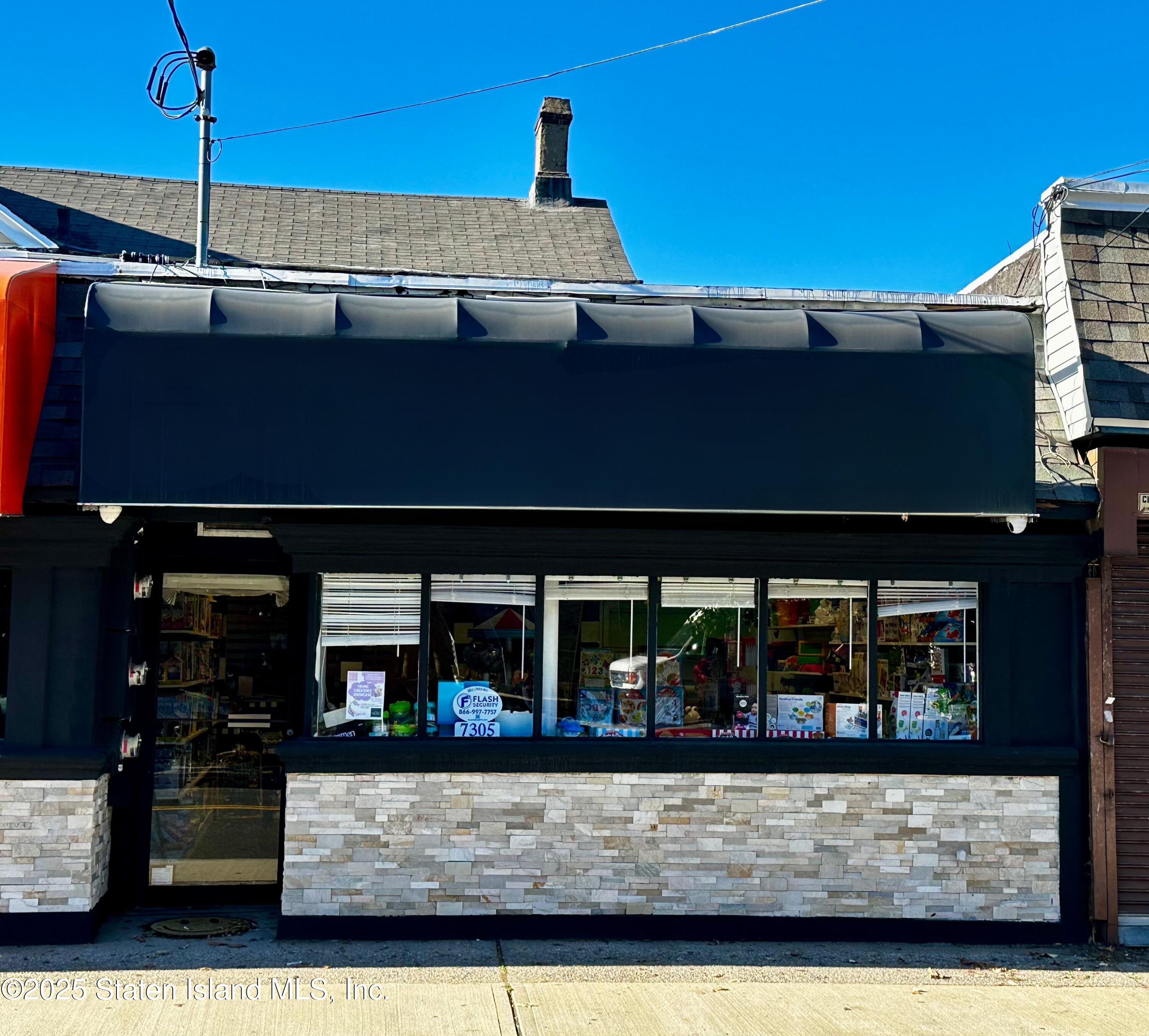 7307 Amboy Road Image 3