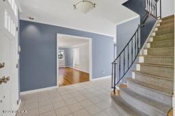 25 Surrey Lane Image 3