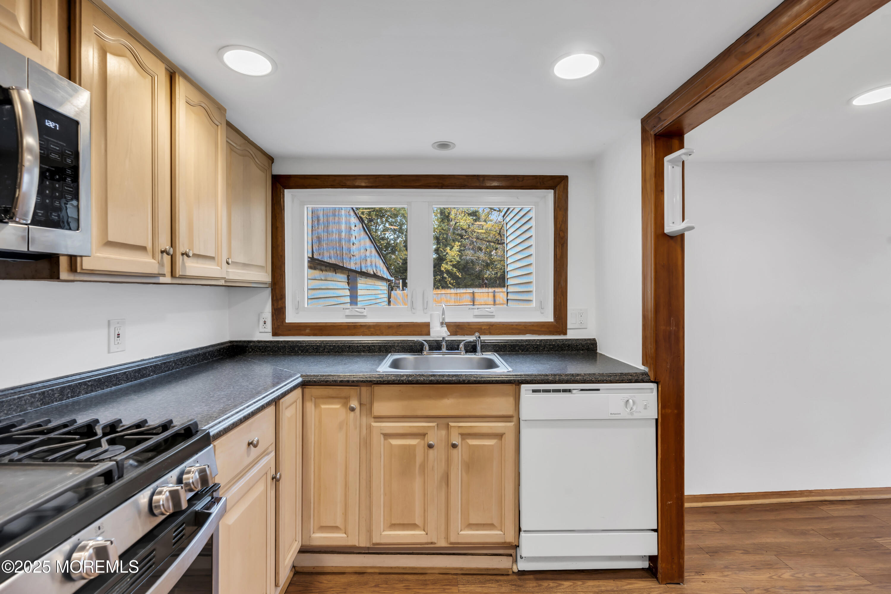 9 Fountain Avenue, Matawan, NJ, 07747 image 16