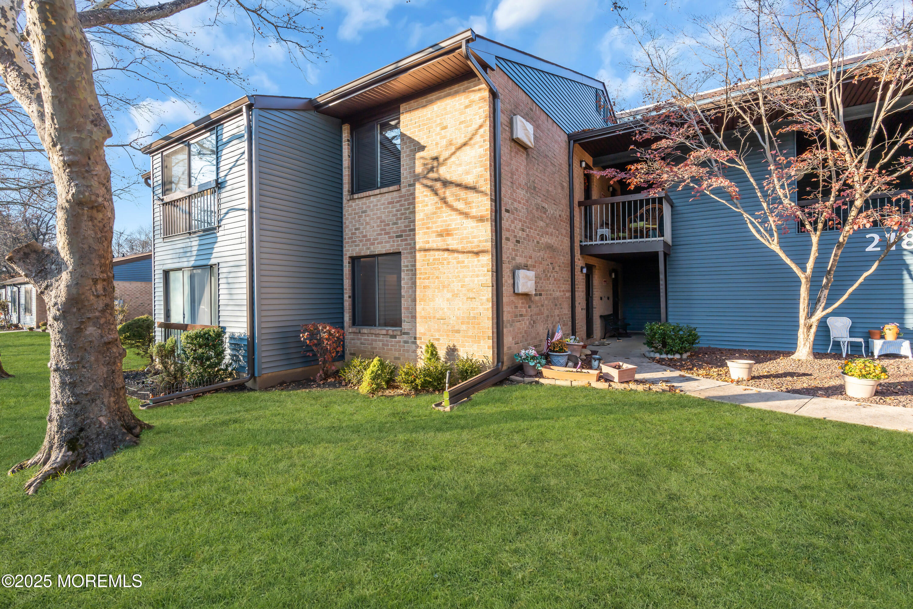 218 Medford Court A Image 3