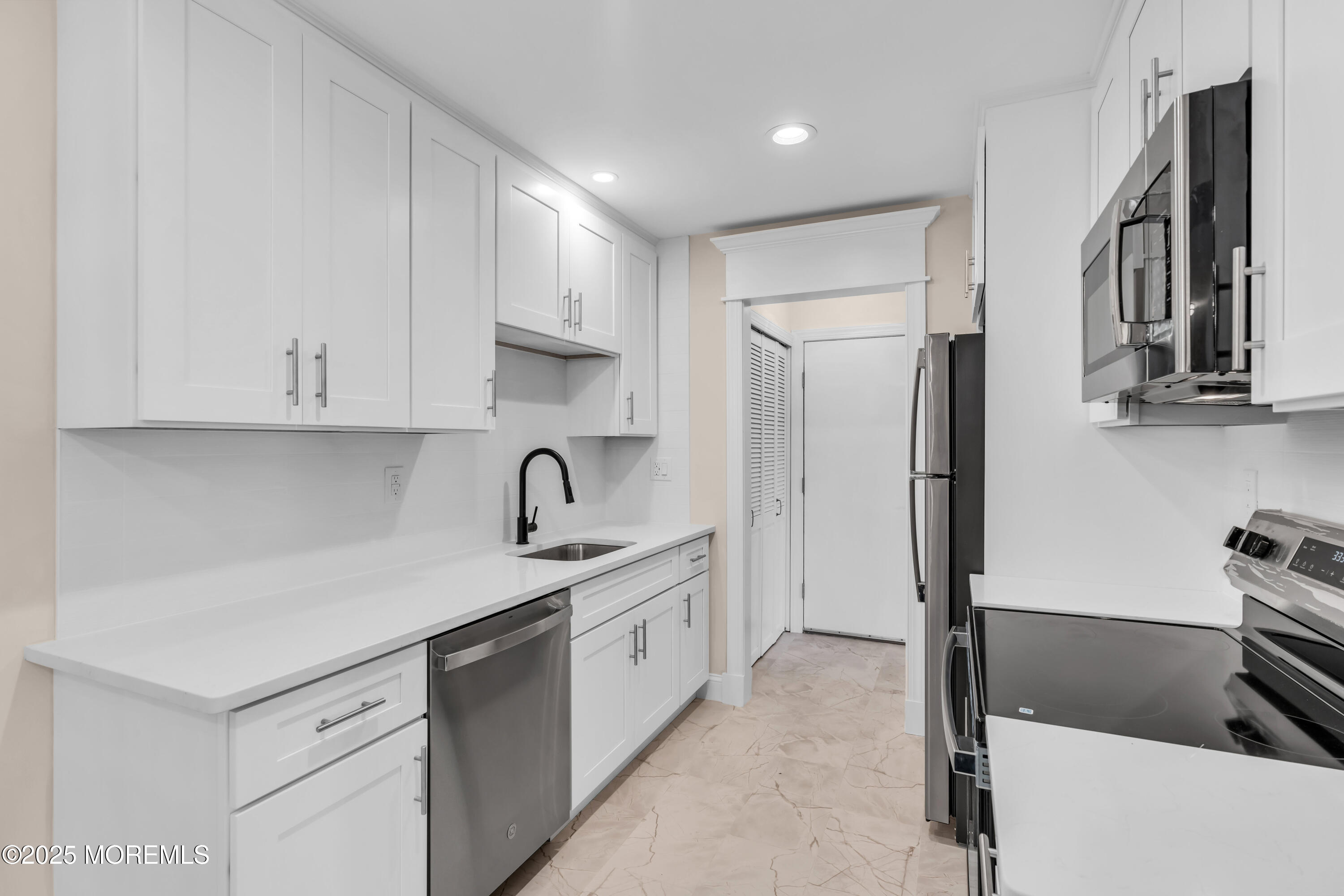 218 Medford Court A, Manalapan, NJ, 07726 image 17