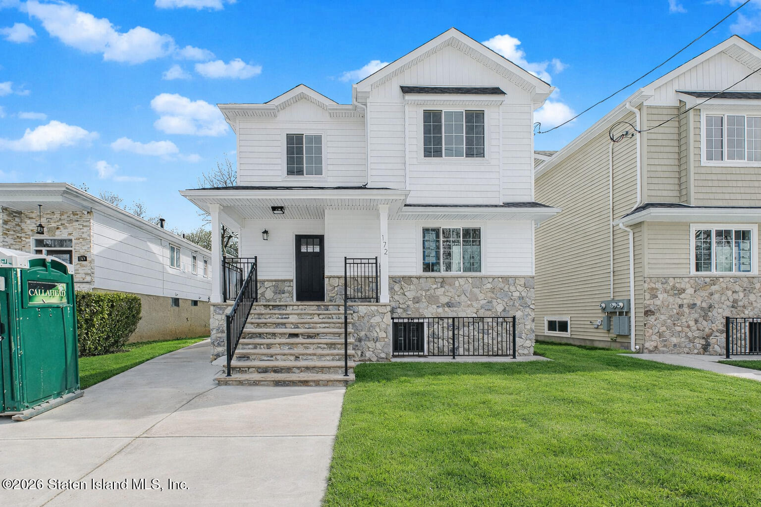 172 N Railroad Street Image 1